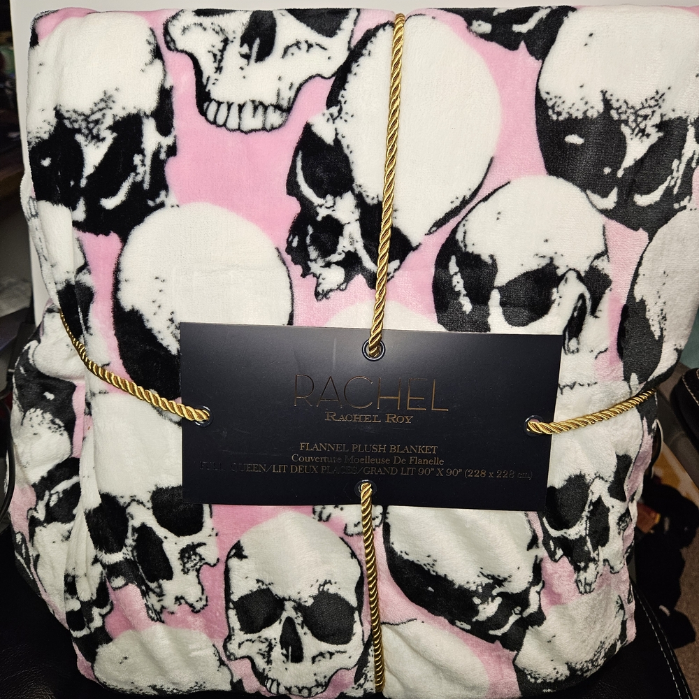 Rachel Roy Pink Skull Halloween Flannel Plush Blanket Queen